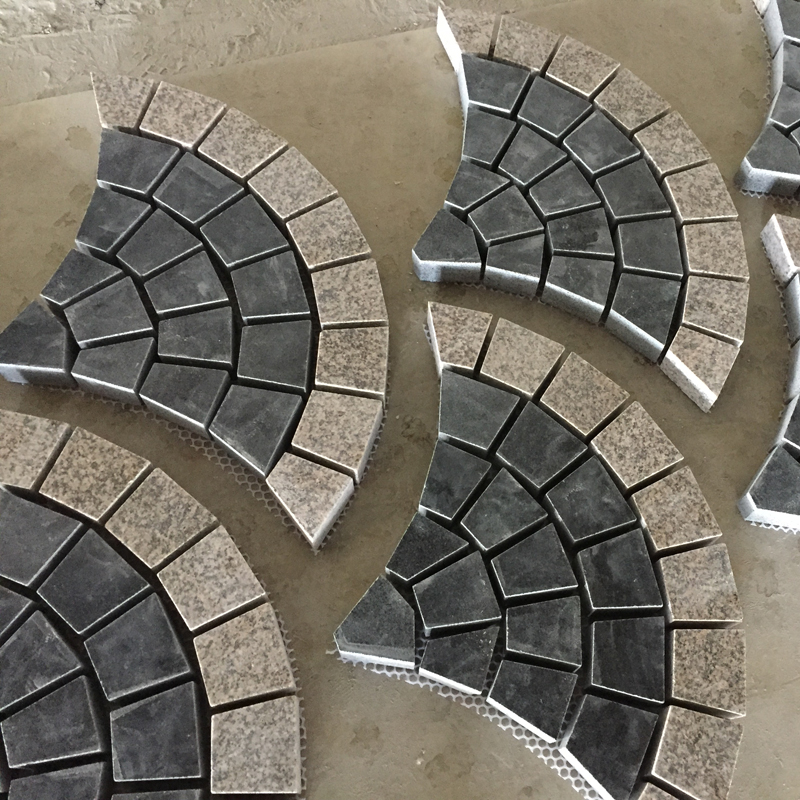 Black granite cobblestone on Mesh in the Fan design