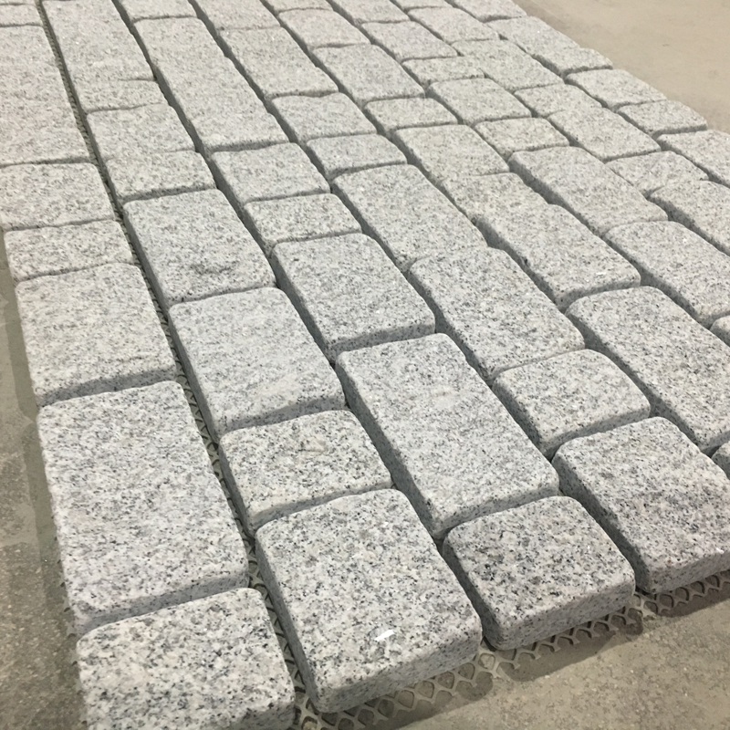 split tumbled cobblestone on mesh