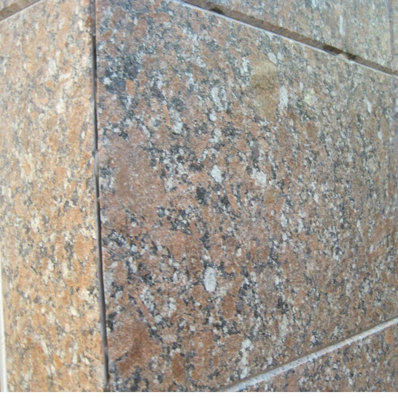 Rosso Santiago Granite flamed tiles