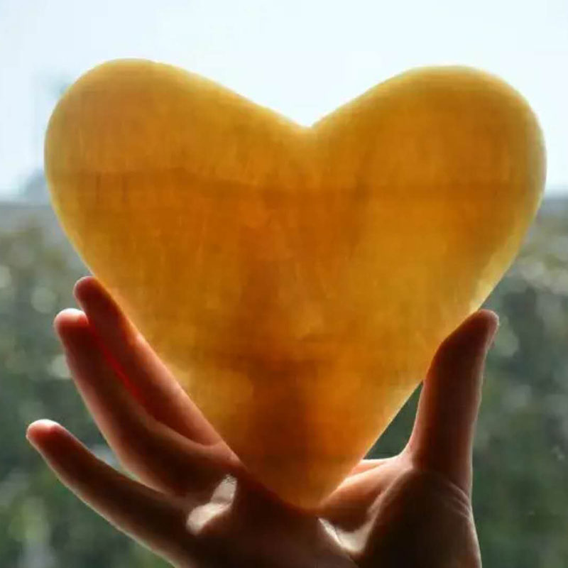 Honey onyx heart