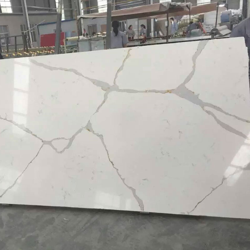 Calacatta Gold Quartz countertop for kitchen